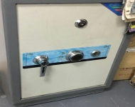 顺德专业开保险柜,开夹万,开密码锁-金卫士开锁