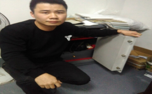 佛山夹万开锁-佛山专业保险柜开锁师傅